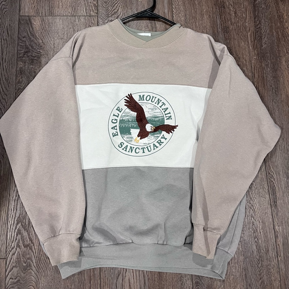 Men’s large Vintage crewneck